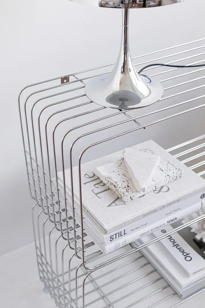 Libreria da parete color argento lucido in metallo 70x30 cm Wire – Mette Ditmer Denmark
