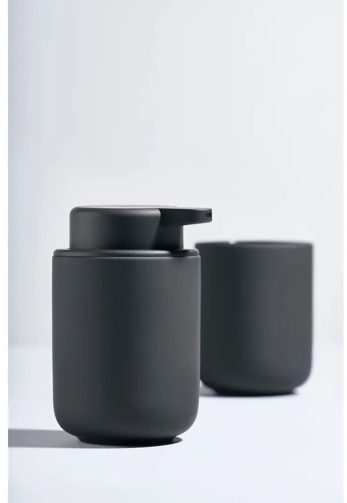 Tazza in gres nero per spazzolini da denti Ume - Zone