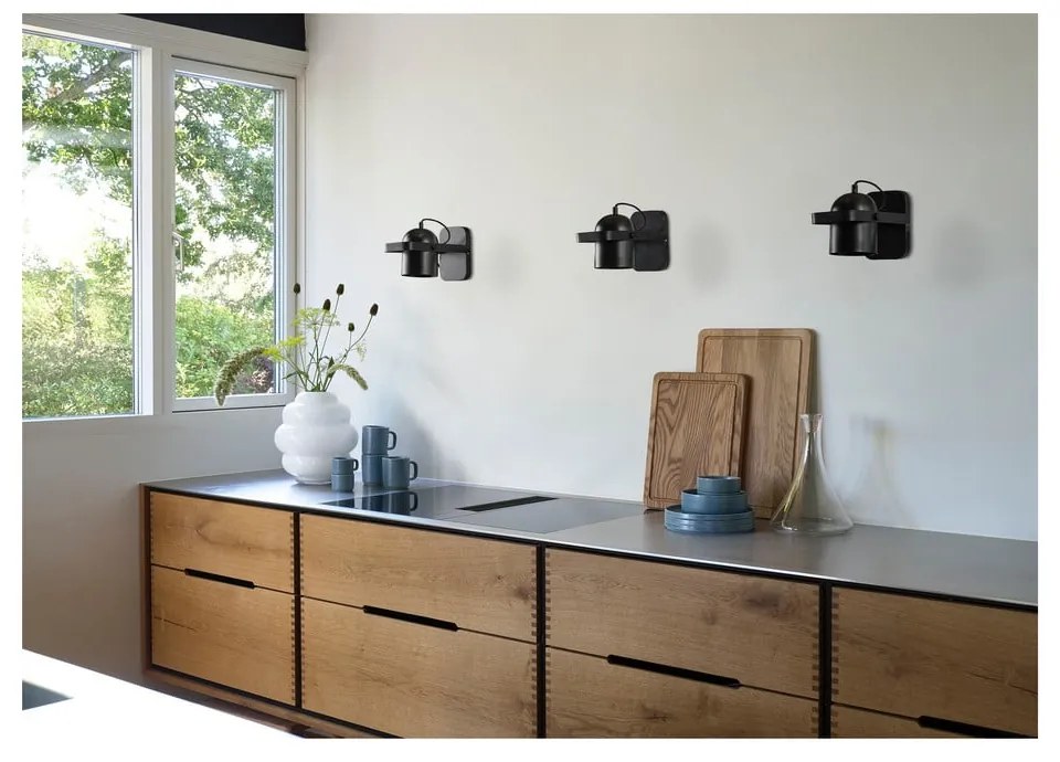 Lampada da parete nera Nesvik - Villa Collection