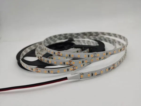 Strip led 2835 slim dc24v in kapton 120 led/m 18w/m 1766lm/m 6000k ...