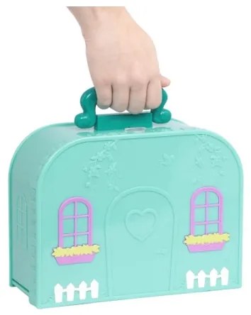 Li'l Woodzeez - Ambientato nel salotto di una valigia