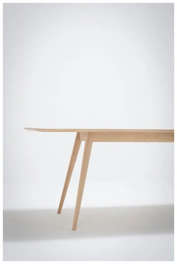 Tavolo da pranzo in legno massiccio di quercia , 220 x 90 cm Stafa - Gazzda