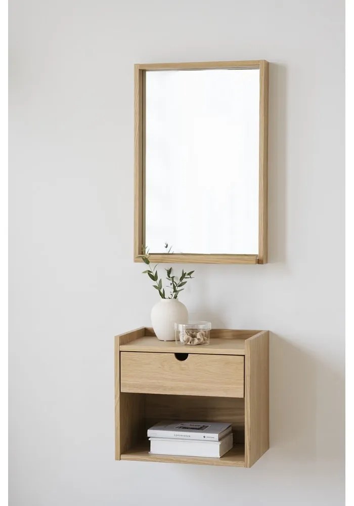 Comodino sospeso con ripiani in legno di quercia in colore naturale Hillmond - Rowico