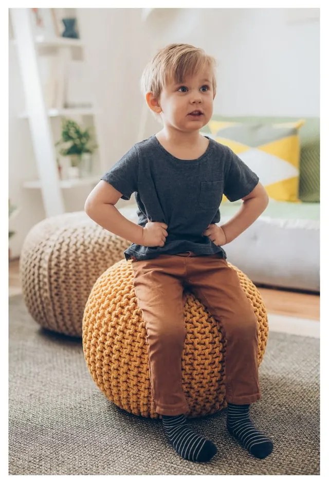 Poggiapiedi marrone chiaro con rivestimento in lavorato a maglia Jagger – Bonami Essentials