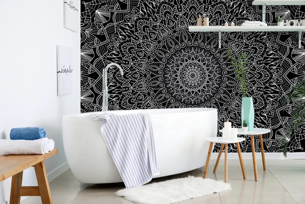 Carta da parati – Mandala ornamentale dettagliata in bianco e nero