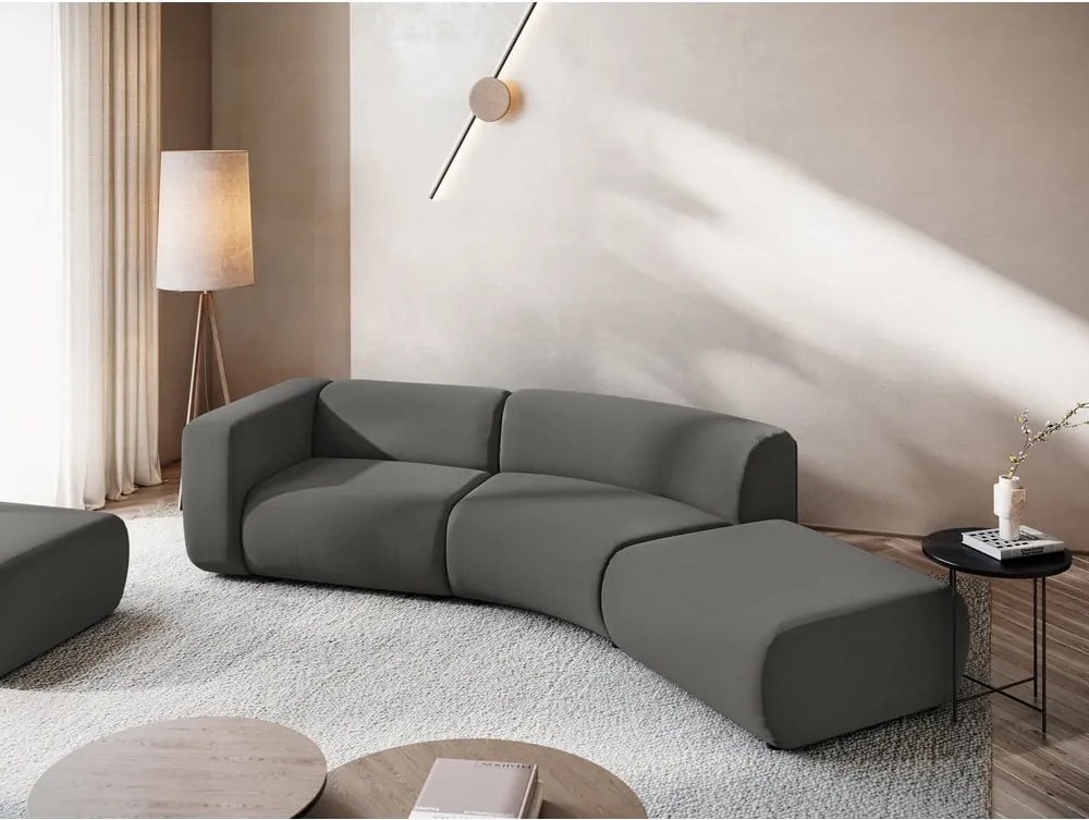 Chaise longue grigia (con penisola a destra) con rivestimento in velluto Ekahi – Makamii
