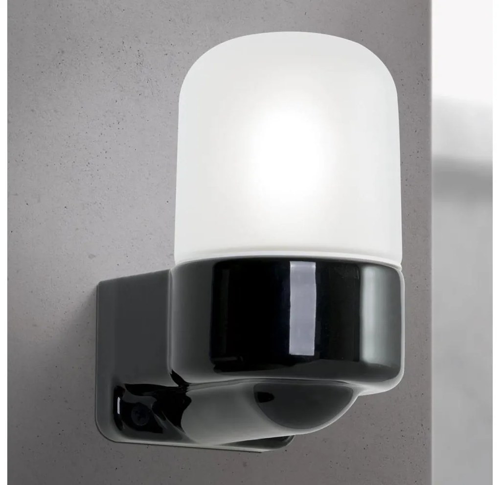 Orion - Lampada da parete OSTIA 1xE27/40W/230V nera