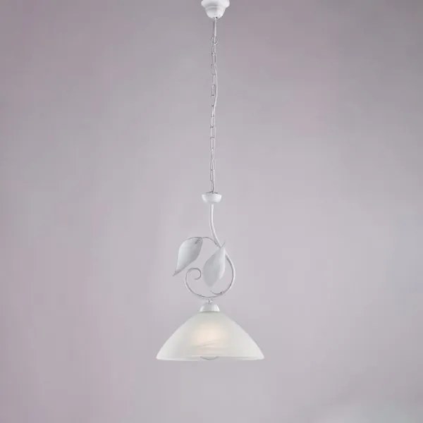 Lampadario in ferro laccato bianco con decorazione argento antico e...