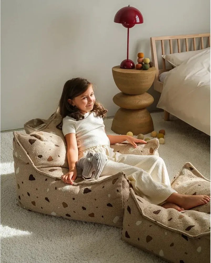 Pouf a sacco per bambini marrone chiaro con rivestimento in bouclé e ciniglia Terrazzo Chair – Wigiwama