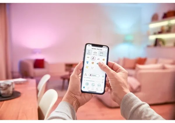 WiZ - LED RGBW Lampada da tavolo dimmerabile HERO LED/9W/230V 2200-6500K Wi-Fi