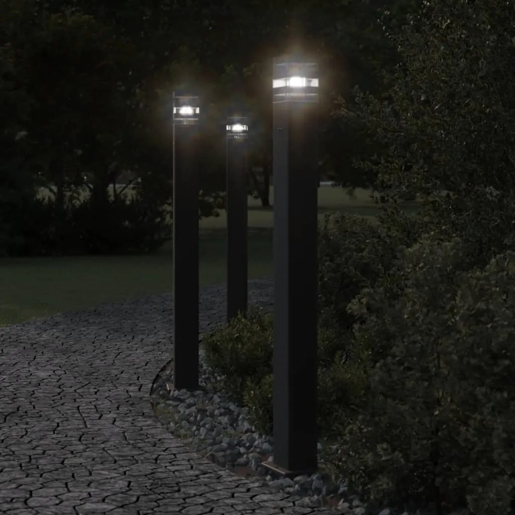 Lampada Da Terra Per Esterni Con Presa Nera 110 Cm Alluminio /