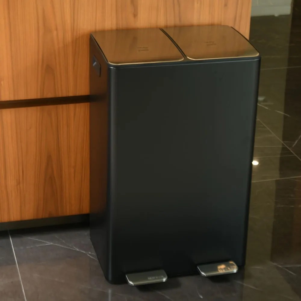 Cestino per la spazzatura grigio scuro in acciaio per raccolta differenziata/con pedale 2x30 l Aliya – Spirella
