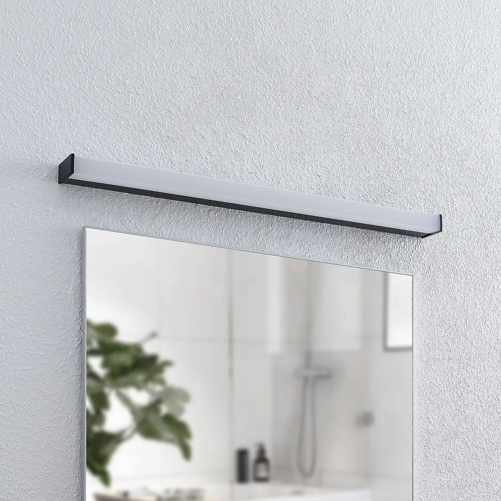 Lindby Applique LED per il bagno Ulisan, 89 cm, nero, angolare