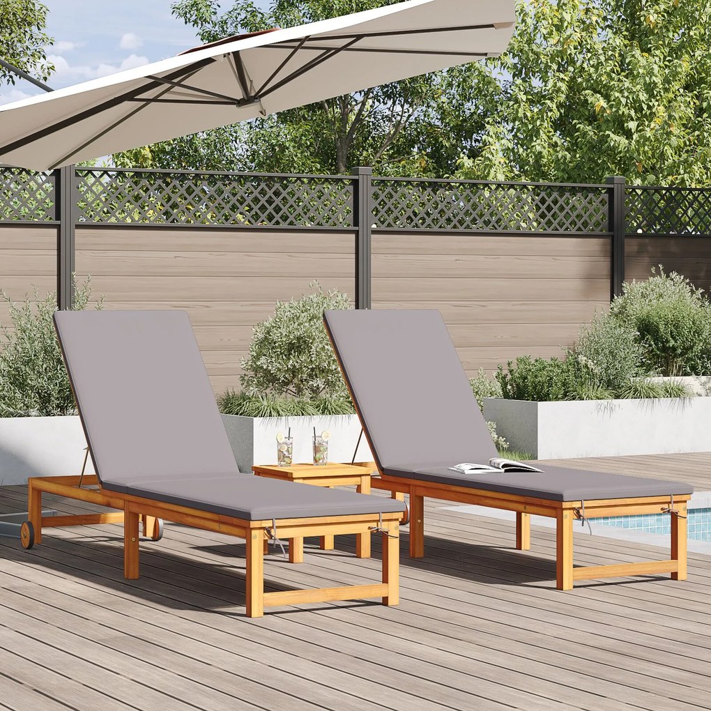 Lettini da sole 2 pz con cuscini in legno massello di acacia, lettino da sole con cuscini grigio chiaro in legno massello di acacia