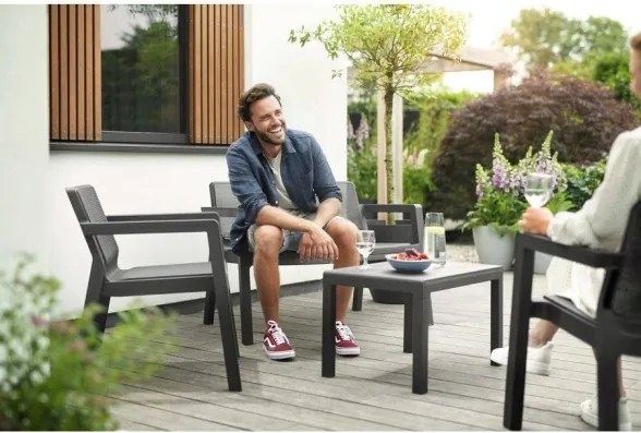 Salottino da esterno in resina completo di cuscini e tavolo Emily Graphite Keter