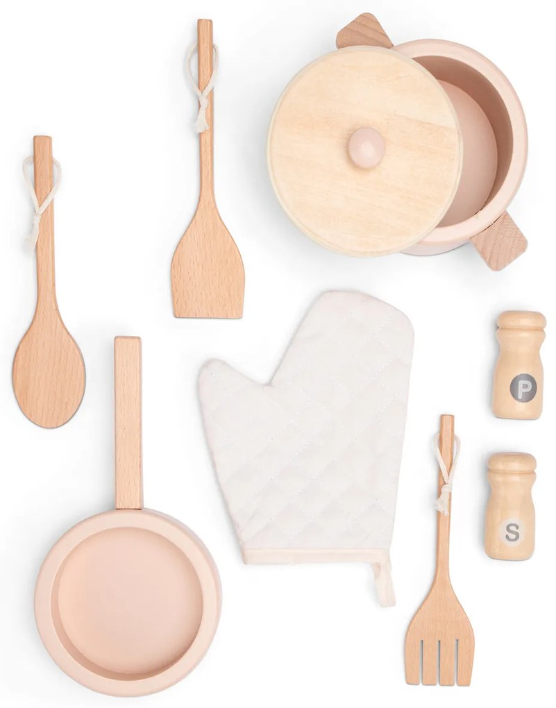 Cucina in legno - rosa con rattan