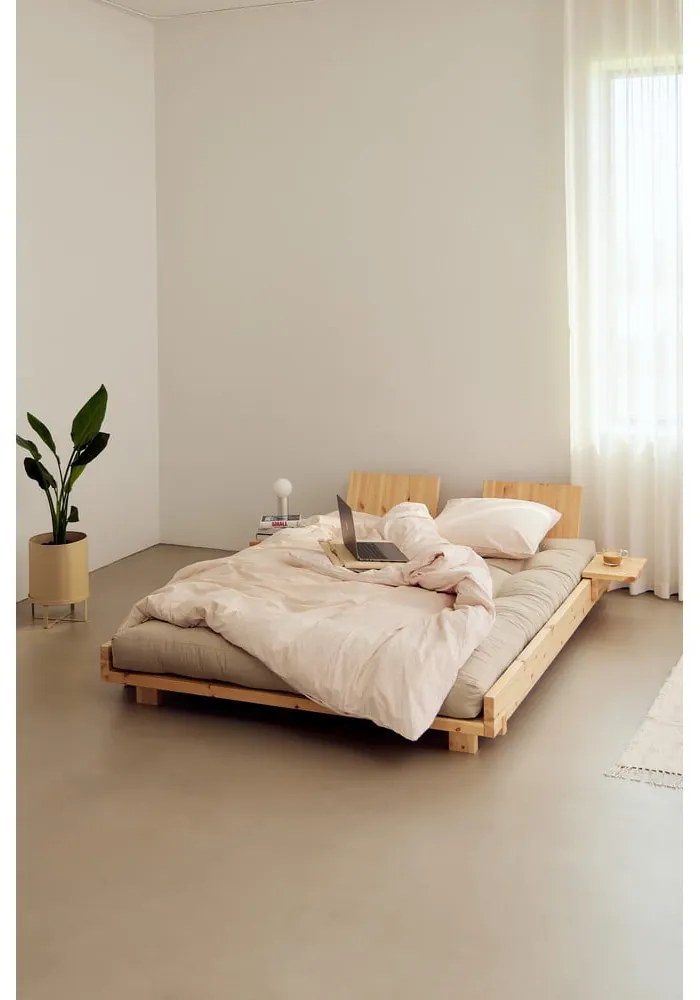 Letto matrimoniale marrone in pino massiccio con rete inclusa 160x200 cm Social – Karup Design