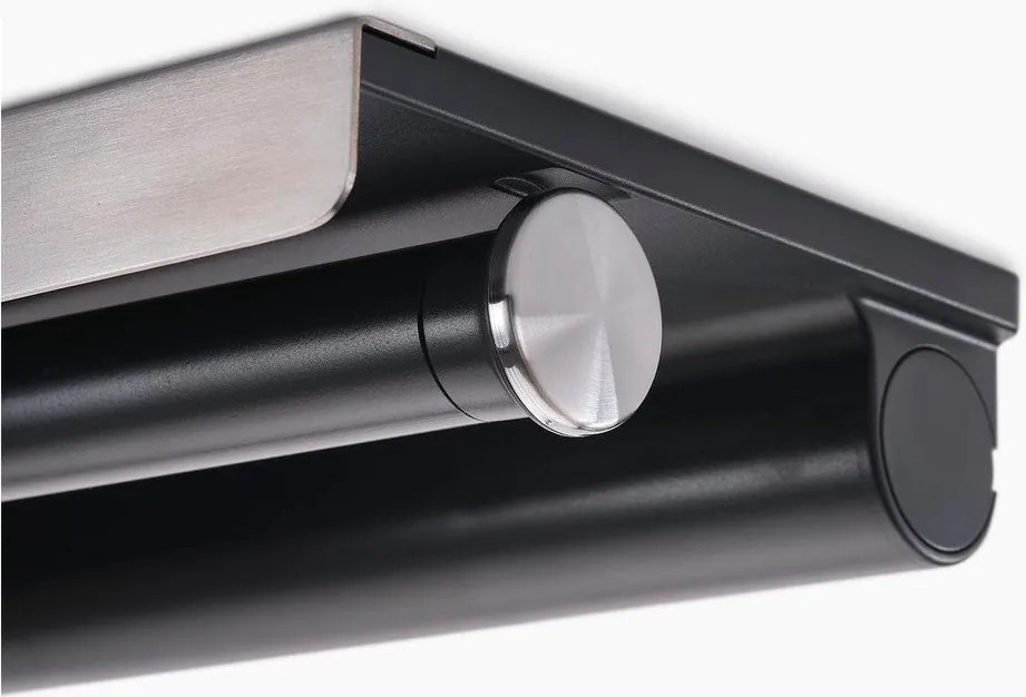 Portarotolo da cucina da parete da parete argentato in plastica RollGrip – Joseph Joseph