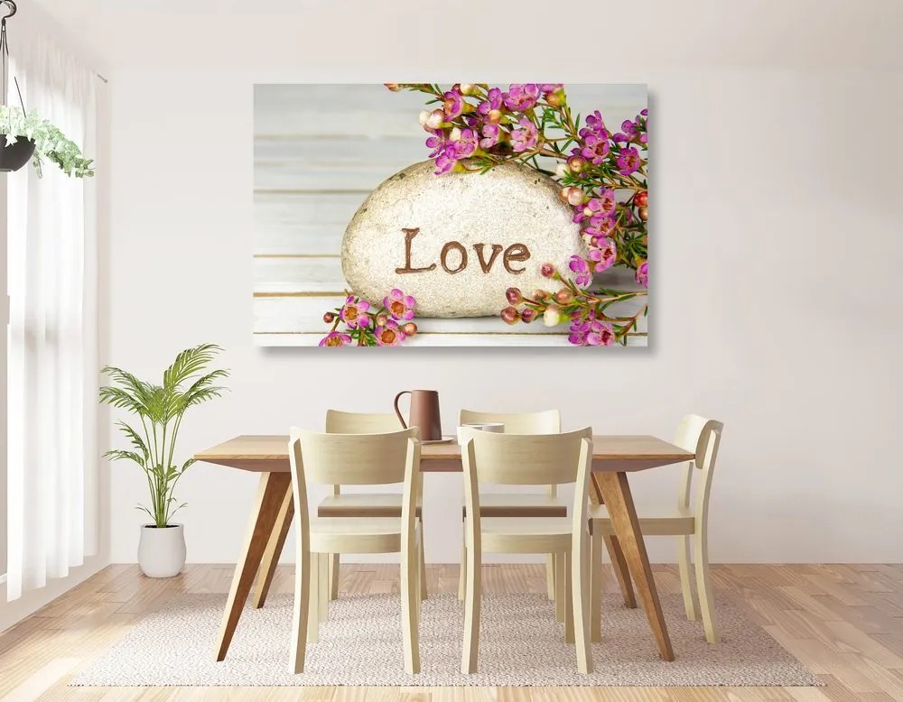 Stampa su tela – Con scritta su pietra Love