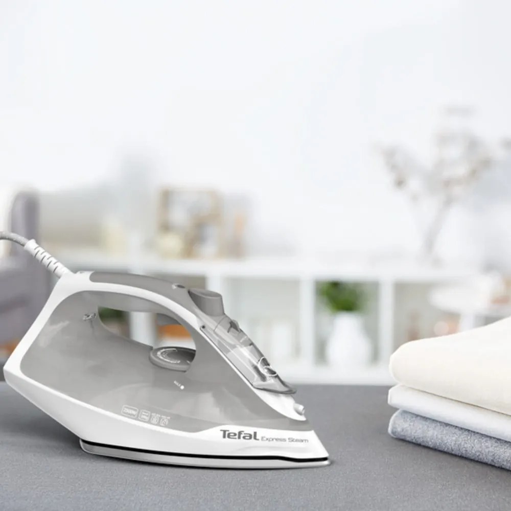 Ferro da stiro a vapore Express Steam FV2863 - Tefal