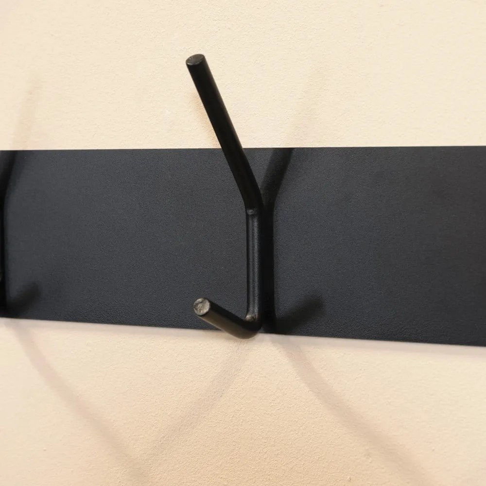 Attaccapanni da parete nero in metallo 40 cm Fusion – Spinder Design
