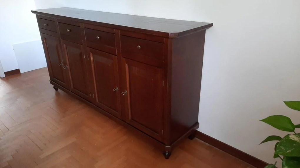 Credenza da 150 cm classica in legno in noce lucido