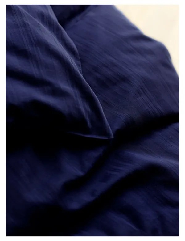 Set copripiumino e federa blu scuro in tessuto damascato per letto singolo 140x200 cm Noble – Södahl