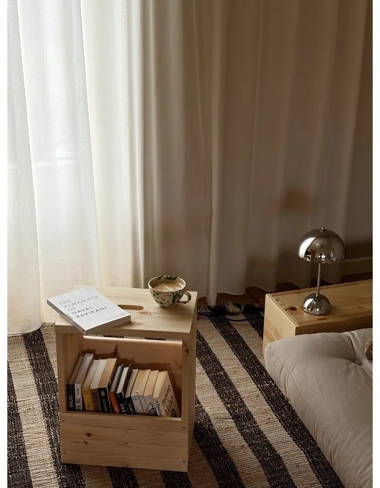 Comodino di colore naturale in pino massiccio Grab It – Karup Design