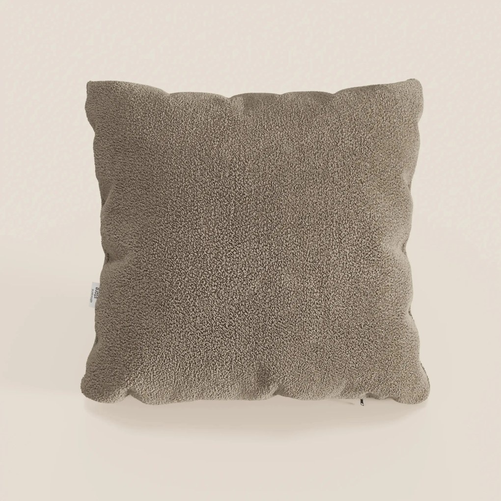 Favola cuscino disponibile in diversi colori realizzato in morbido bouclé impermeabile e smacchiabile T21.