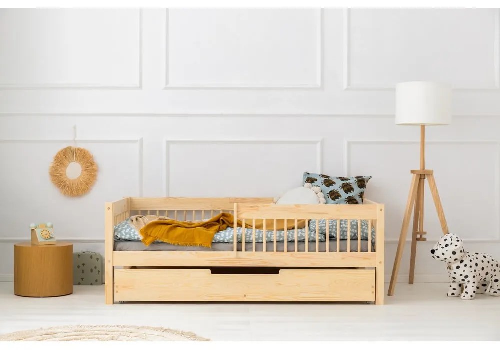 Letto da bambini estraibile di colore naturale con contenitore con rete inclusa 140x200 cm CPW – Adeko