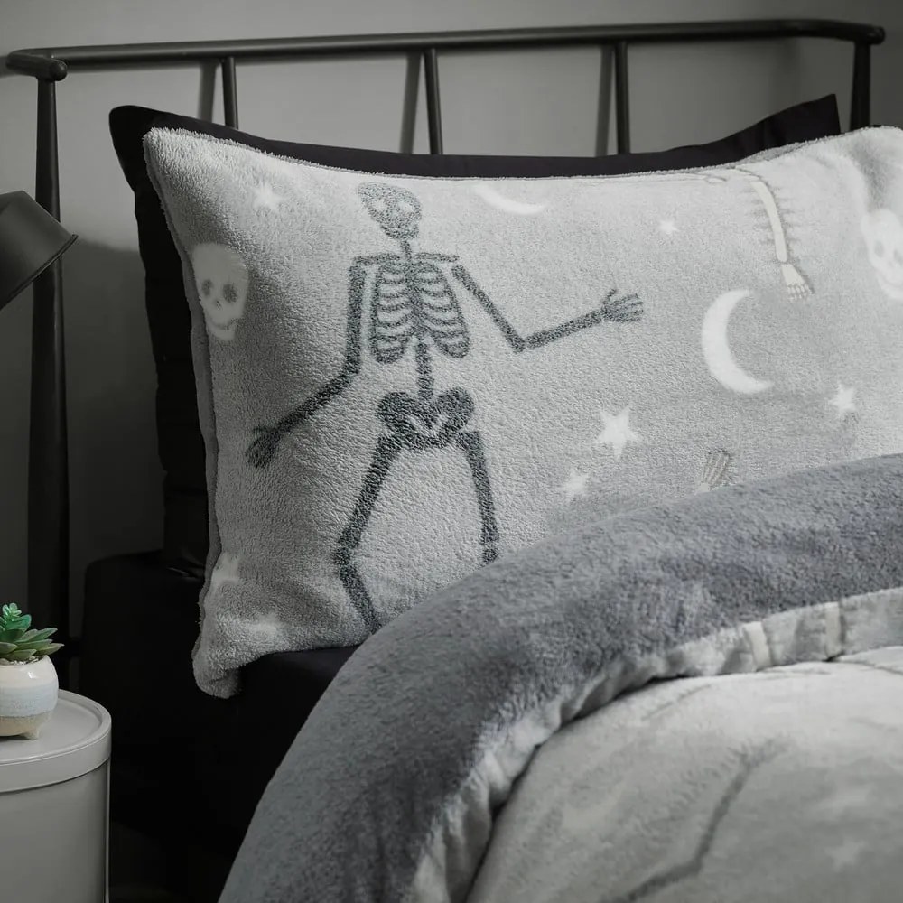 Biancheria da letto per bambini con effetto fosforescente grigia in micropile per letto matrimoniale 200x200 cm Halloween Skeleton – Catherine Lansfield