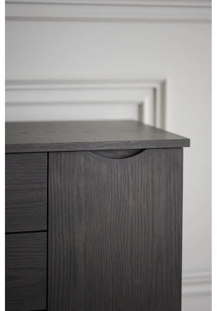 Cassettiera bassa marrone in rovere 150x85 cm Filippa - Rowico