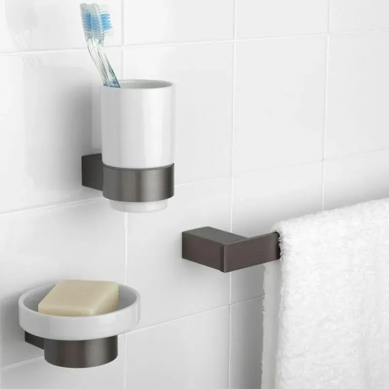 Bicchiere porta spazzolini a muro in alluminio grigio dal design moderno
