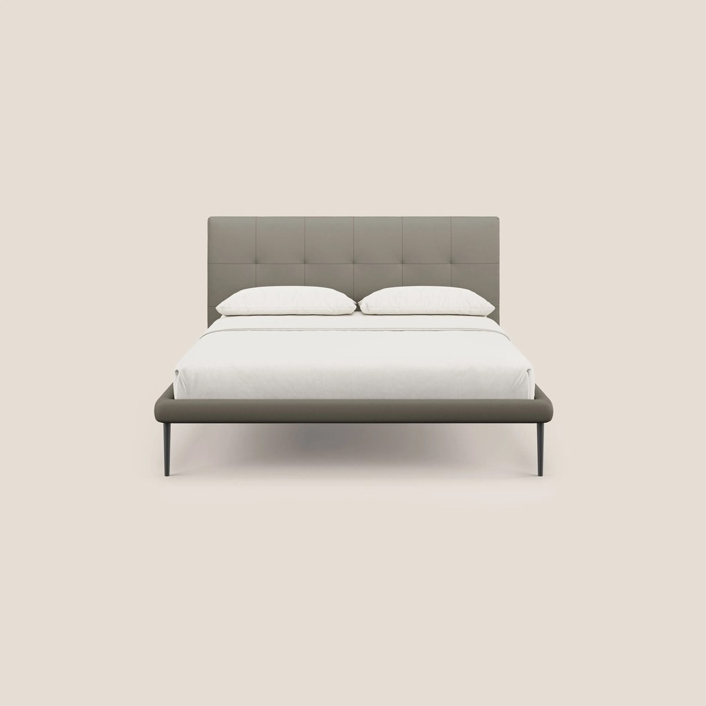 Midori letto imbottito trapuntato in ecopelle con piedini alti T04