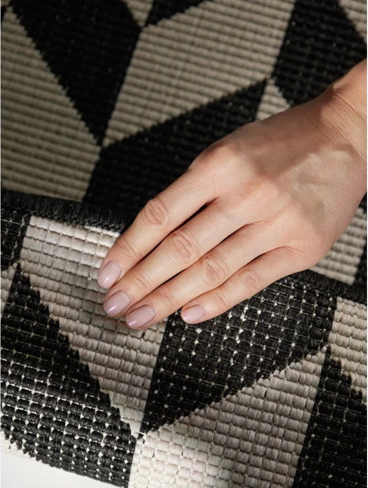 Passatoia da interno ed esterno nera/color crema 80x200 cm Haringey Terrick – Ted Baker