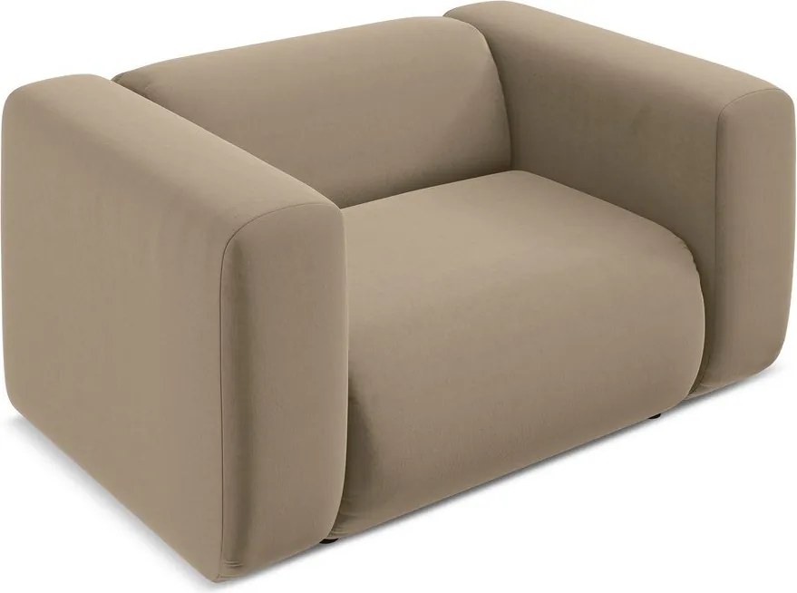 Poltrona beige con rivestimento in velluto Ekahi – Makamii