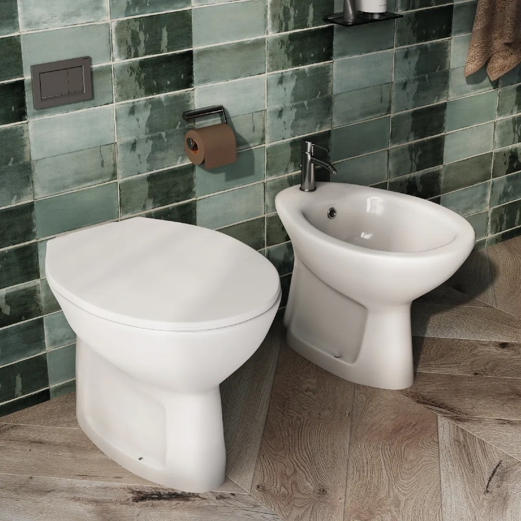 Sanitari tradizionali WC e Bidet con scarico a terra sedile softclose Sigma