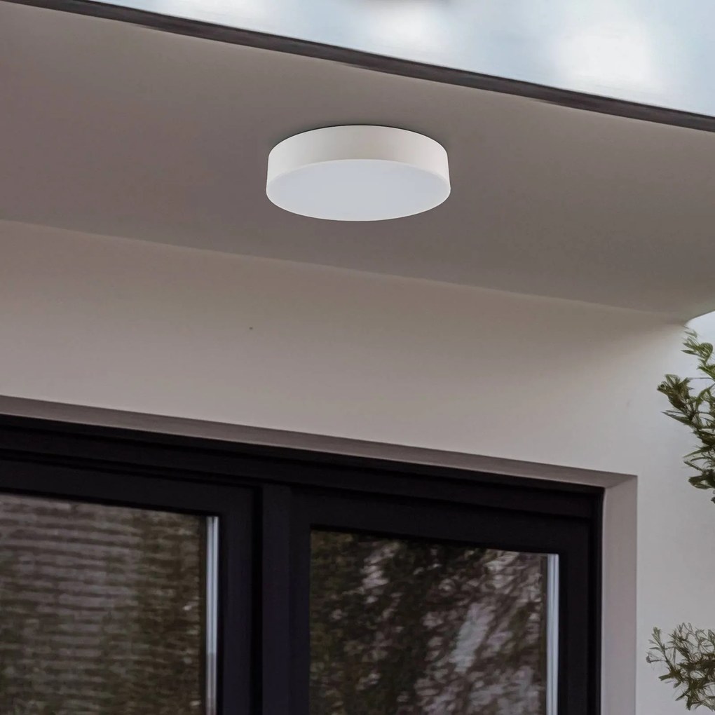 Lindby Plafoniera LED da esterni Lyam, IP65, bianco