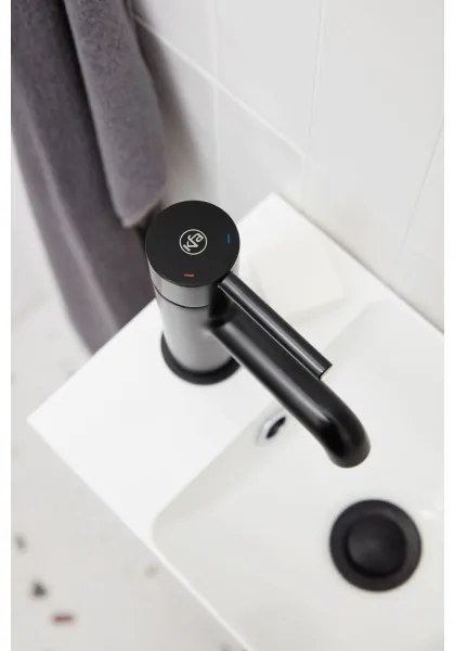 KFA Armatura 5032-815-81 - Rubinetto del lavandino + scarico MOZA 15,2 cm opaco nero