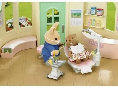 Personaggi d'Azione Sylvanian Families SYLVANIAN FAMILIES 5095 Dentist And Accessories