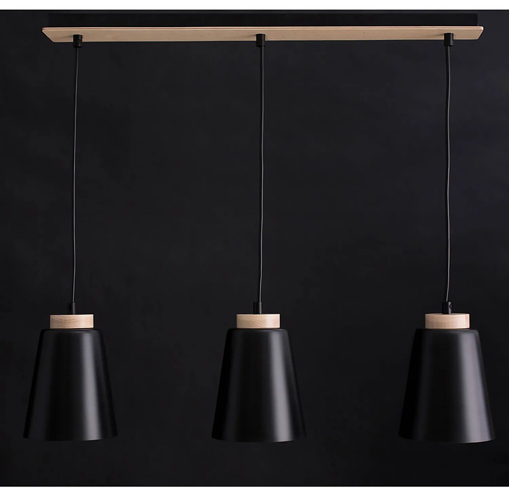 Lampadario 3 Luci Lancillotto Con Paralumi A Cono In Acciaio Nero E Legno Naturale