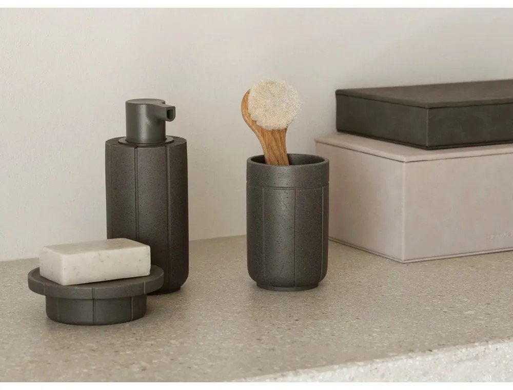 Portasaponetta grigio in poliresina Kua – Blomus