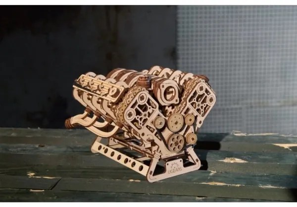 Ugears - Puzzle meccanico 3D in legno Motore V8