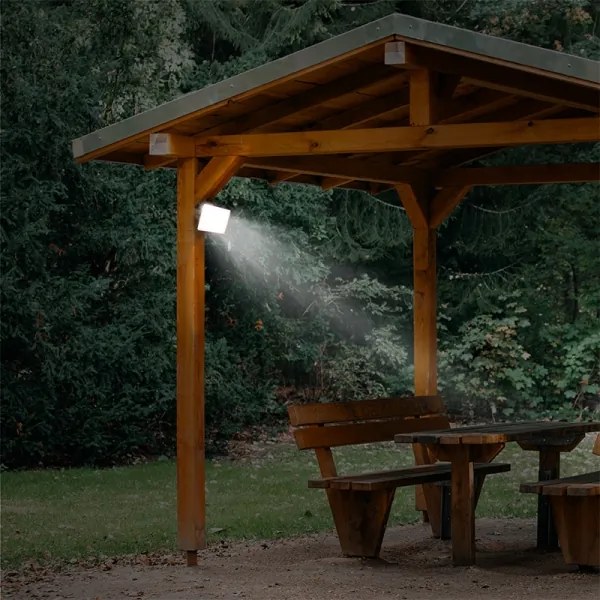 Solight WM-30WS-Q - Proiettore da esterno a LED con sensore LED/30W/230V 4000K IP44