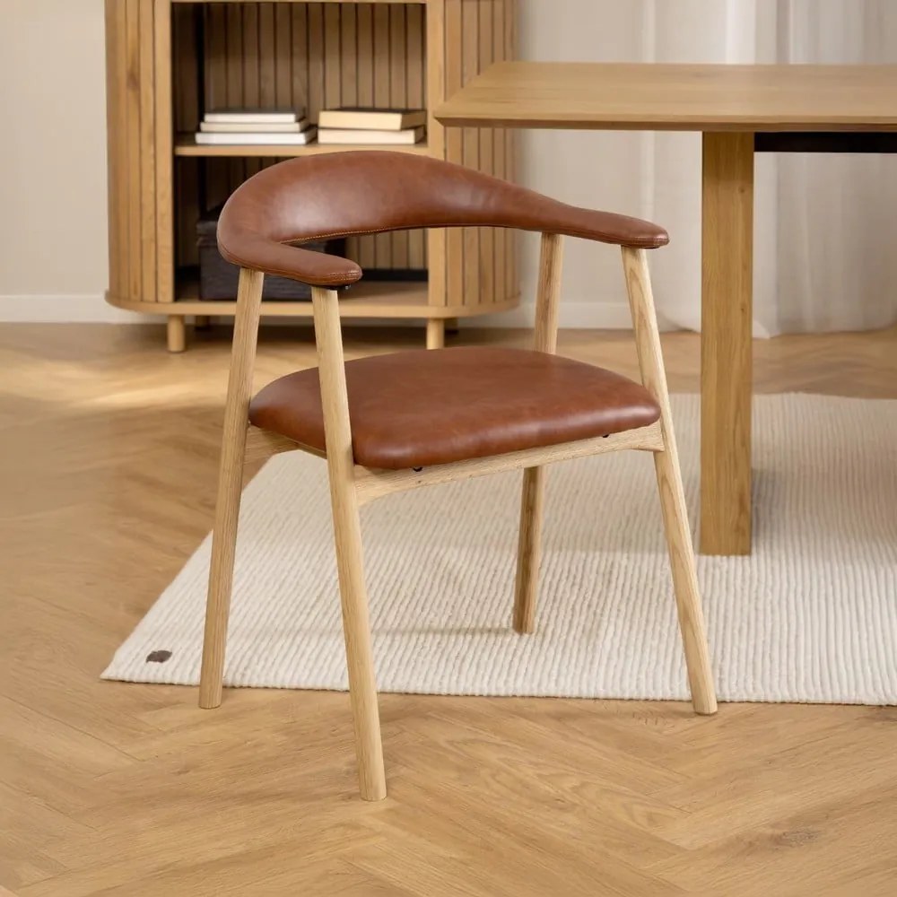 Sedia da pranzo marrone cognac/di colore naturale in similpelle Addi – Actona