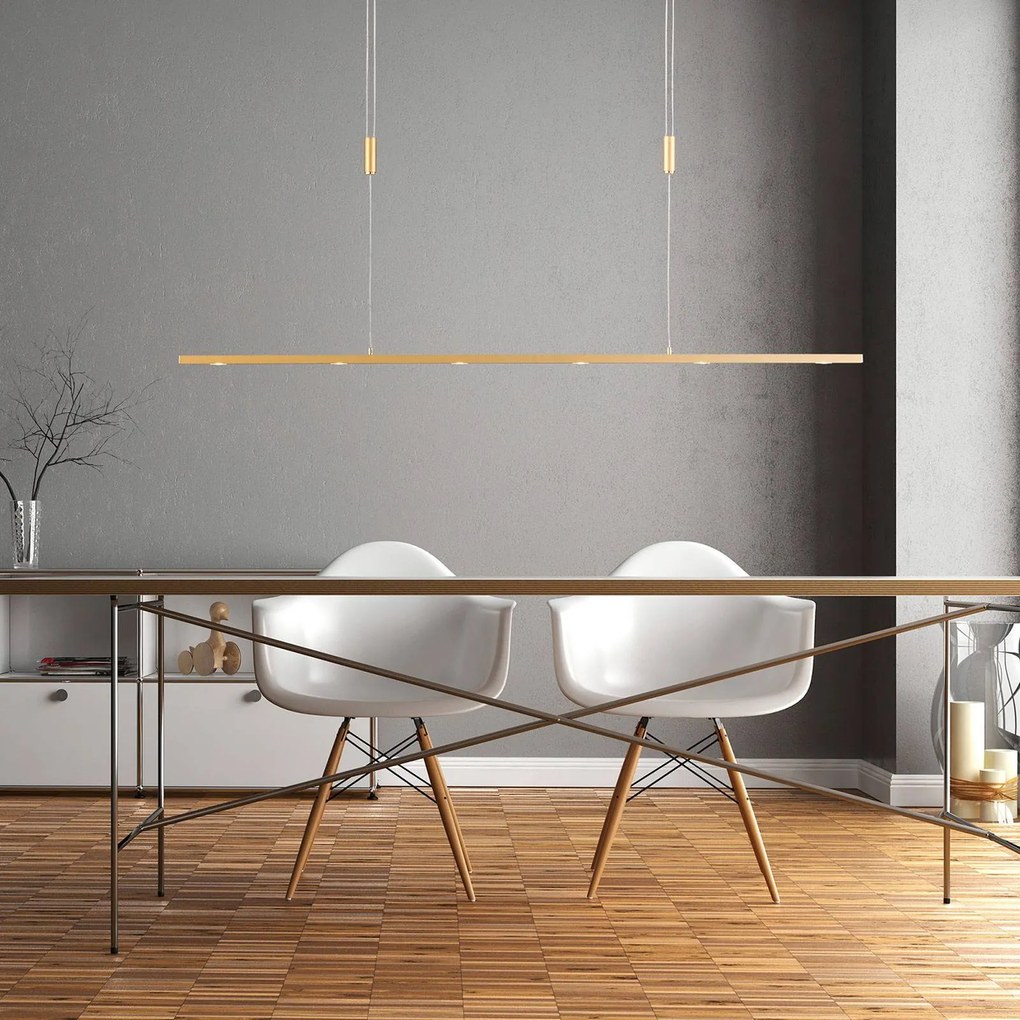 Lampada LED a sospensione Tolu di Quitani, lunghezza 119 cm, ottone dimmerabile, Ottone / Oro, Soggiorno / Sala da pranzo, Alluminio, Moderno