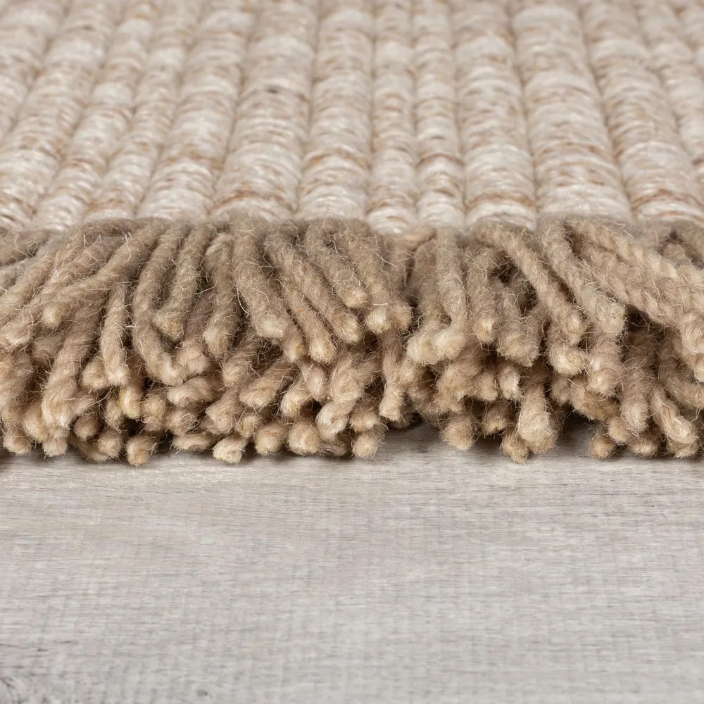 Tappeto beige in misto lana tessuto a mano 160x230 cm Rene Fringed Ribbed – Flair Rugs
