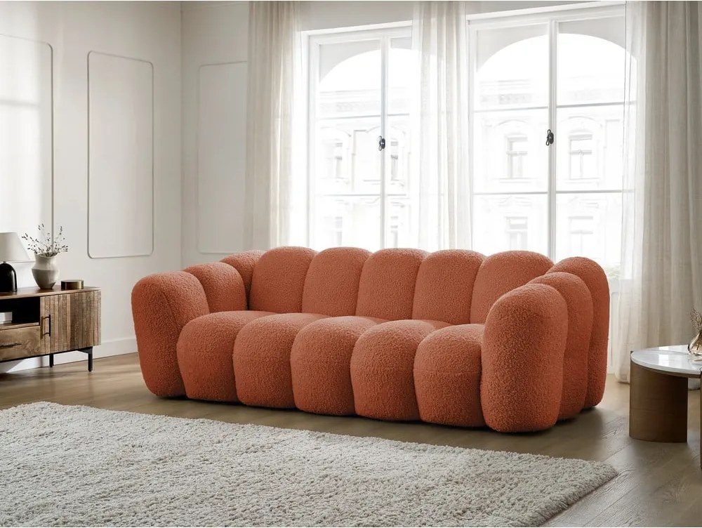 Divano color mattone con rivestimento in bouclé 232 cm Hippolyte – Bobochic Paris