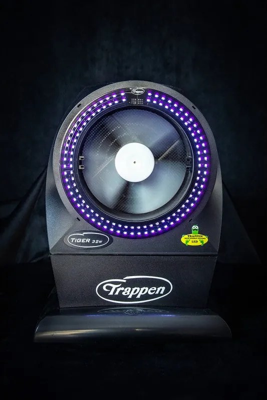 Zanzariera Elettrica ad Aspirazione 13W con Base Trappen Tiger LED Black...