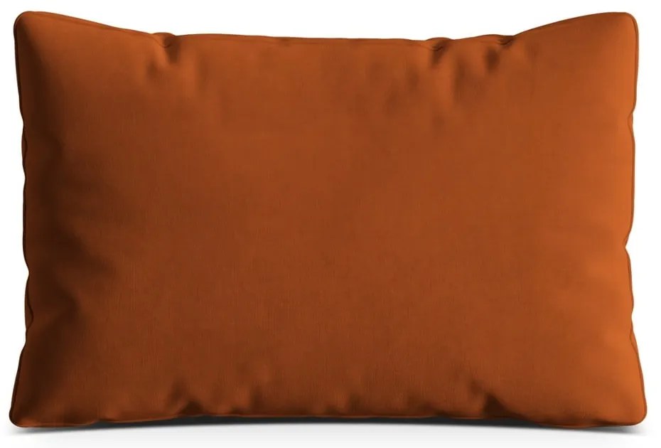 Cuscino per divano color terracotta con rivestimento in velluto Kemi – Cosmopolitan Design
